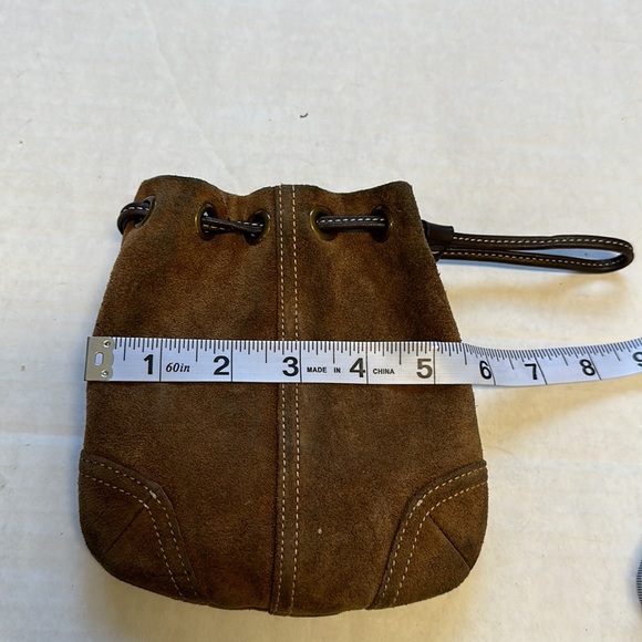 Vintage Coach wristlet - Picture 7 of 9